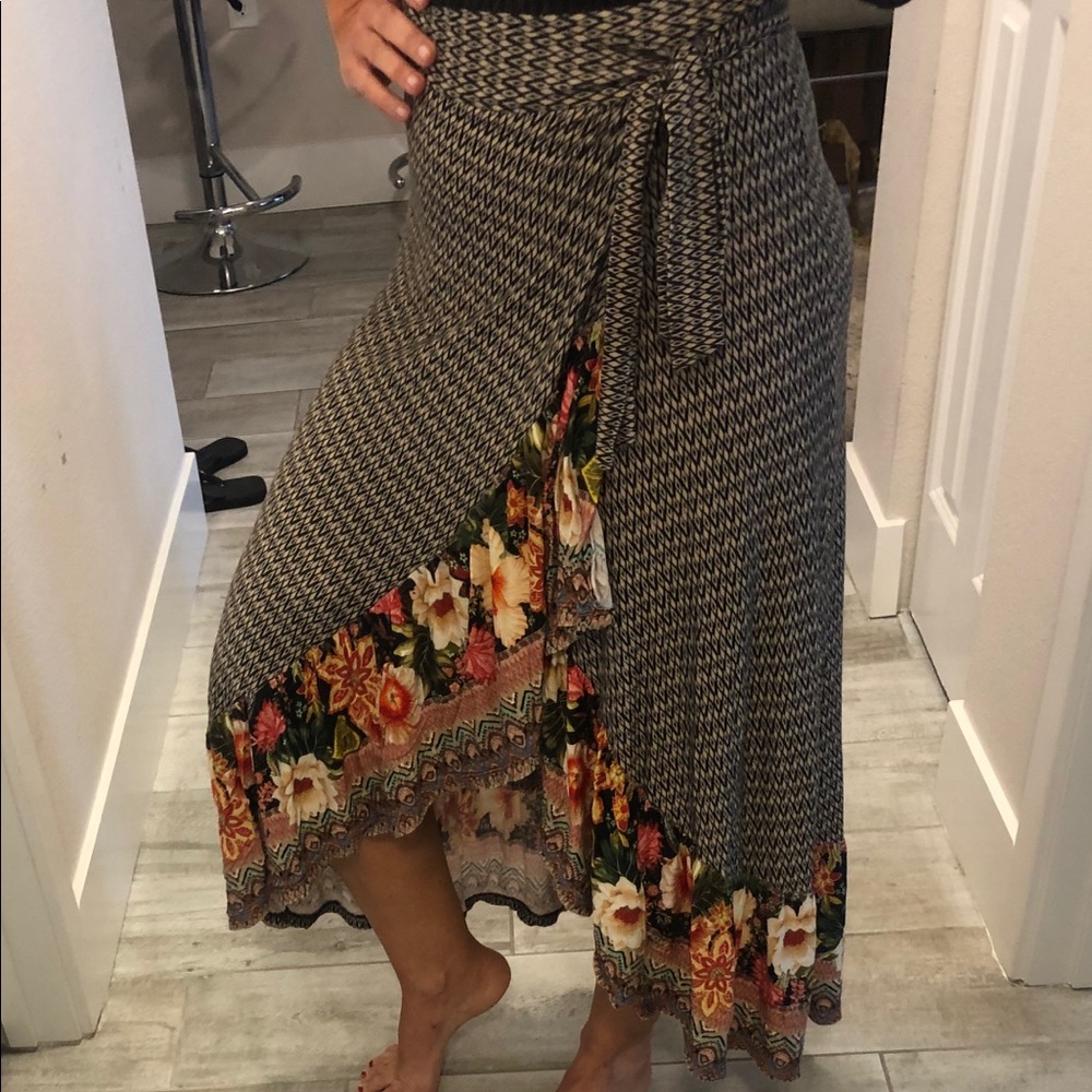 HIGH LOW WRAP SKIRT BY FARM RIO